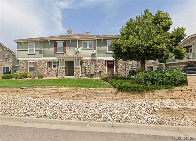 9786 Mayfair St in Englewood, CO - Foto de edificio