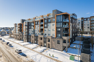 355 Kincora Glen Rd NW in Calgary, AB - Building Photo - Building Photo