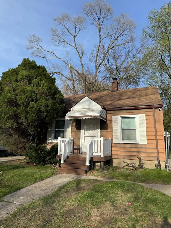 property at 19330 Glastonbury Rd