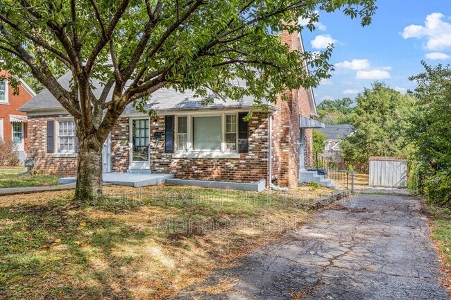 312 Boiling Springs Dr in Lexington, KY - Building Photo - Building Photo