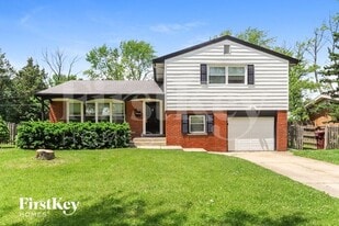 23 Peyton Dr in Chicago Heights, IL - Building Photo