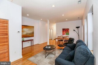 1427 Chapin St NW in Washington, DC - Building Photo - Building Photo