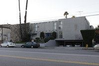 Burbank Park Apartments in Sherman Oaks, CA - Building Photo - Building Photo