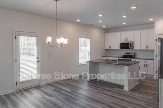3362 Skyland Dr in Loganville, GA - Building Photo - Building Photo