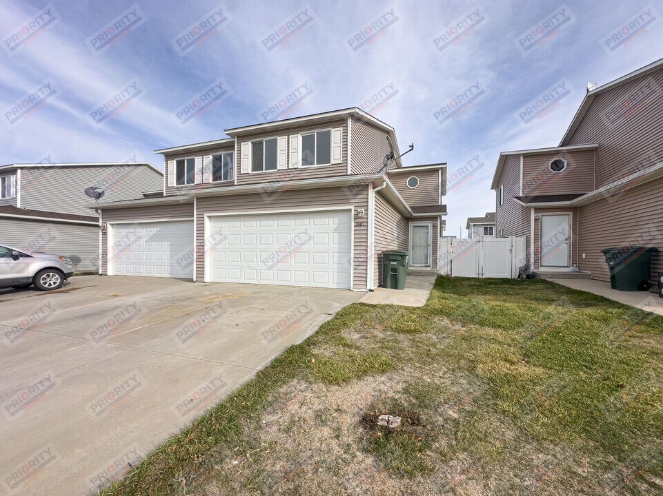 3601 Miranda Ave in Gillette, WY - Building Photo