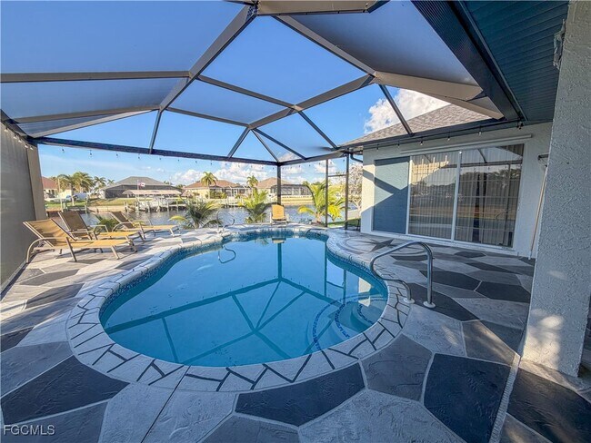 property at 2549 SW 38th St