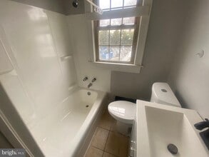 109 N Thomas Ave in Kingston, PA - Building Photo - Building Photo