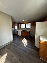 61 Red Bud Ave in Rossville, GA - Building Photo - Building Photo