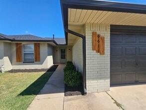 6611 NW Ferris Ave in Lawton, OK - Building Photo - Building Photo