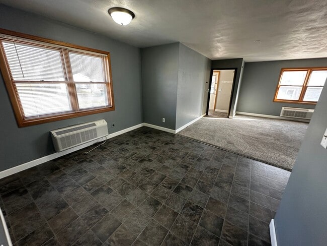 property at 326 S 1st St