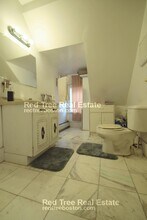 68 Boylston St, Unit 1 in Brookline, MA - Building Photo - Building Photo