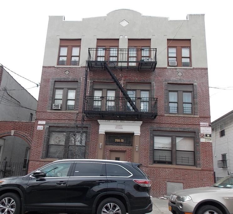 268 Fountain Ave in Brooklyn, NY - Building Photo