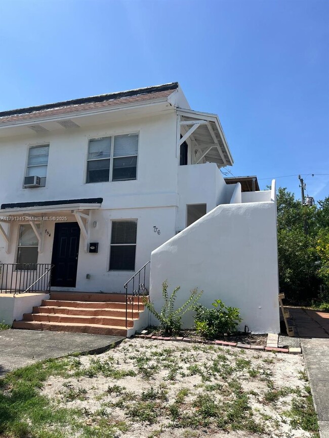 736 Gotham Ct in West Palm Beach, FL - Building Photo - Building Photo