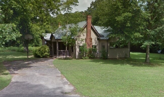 property at 15900 Birmingham Highway