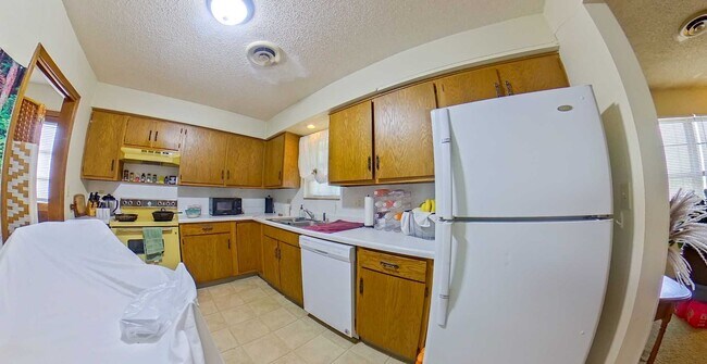 property at 942 Fairman Dr