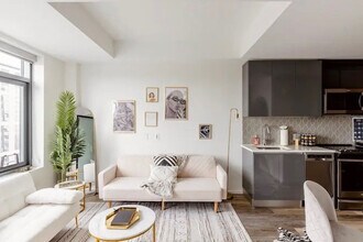 300 Harrison Ave in Boston, MA - Building Photo - Building Photo