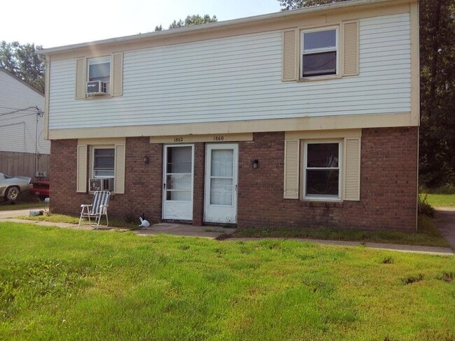 property at 1860-1862 E 42nd St