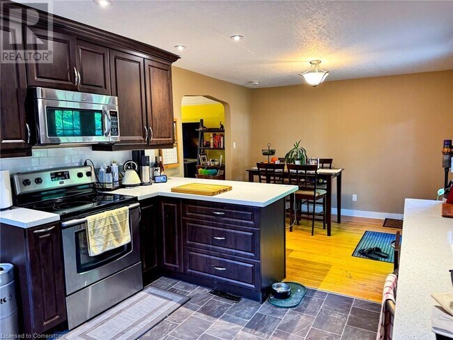 125 Brock St in Kitchener, ON - Building Photo - Building Photo