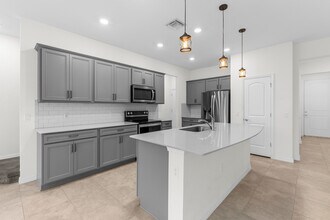 8612 Escue St in Wellington, FL - Building Photo - Building Photo