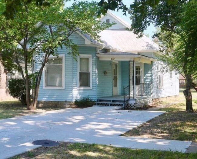 property at 510 E 7th Ave