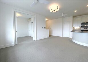 490 Bleeker Ave in Mamaroneck, NY - Building Photo - Building Photo