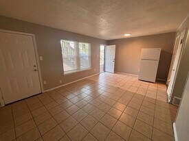 4455 Macon Rd in Memphis, TN - Building Photo