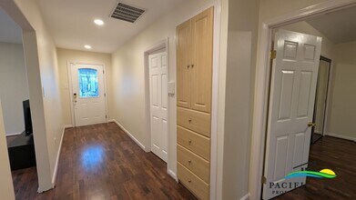 1659 Luxton St in Seaside, CA - Building Photo - Building Photo