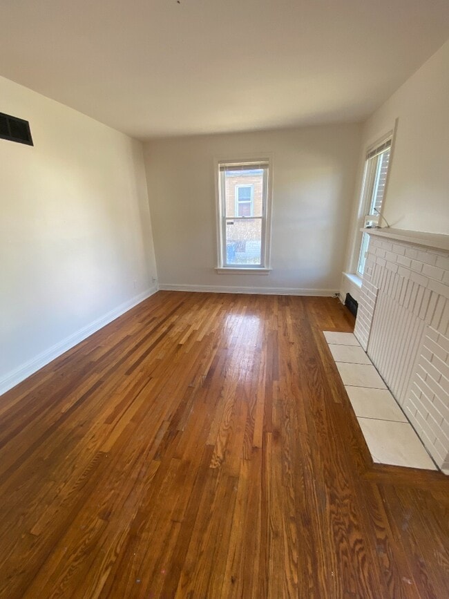 230 Newell Dr in Ferguson, MO - Building Photo - Building Photo