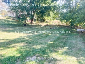 625 S Meridian St in Ravenna, OH - Building Photo - Building Photo