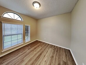 4353 Metronome Dr in Grand Prairie, TX - Building Photo - Building Photo