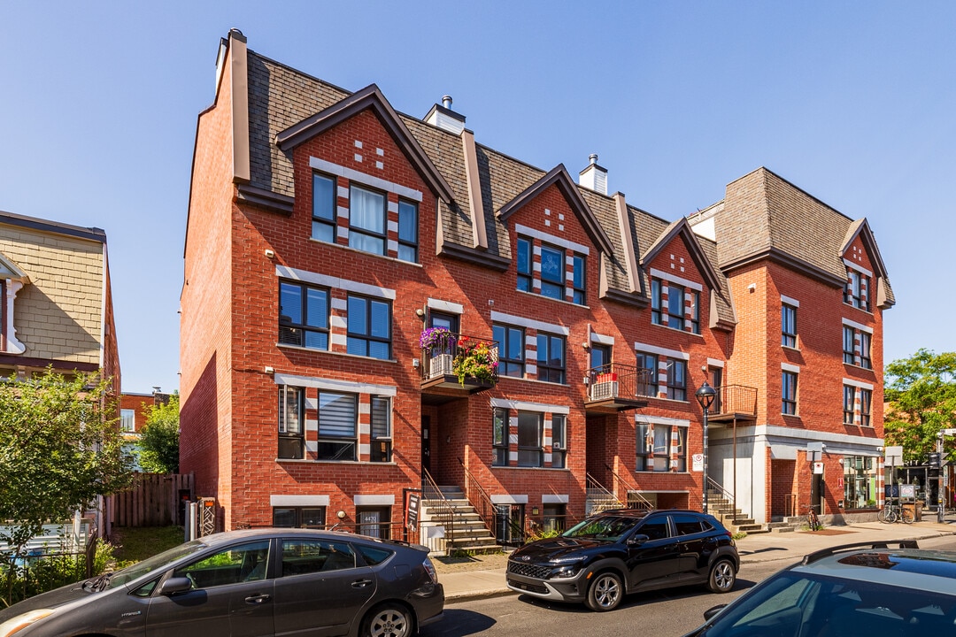 4470-4476 De l’Hotel de Ville in Montréal, QC - Building Photo