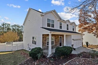 3015 Stamford Green Dr in Knightdale, NC - Building Photo - Building Photo