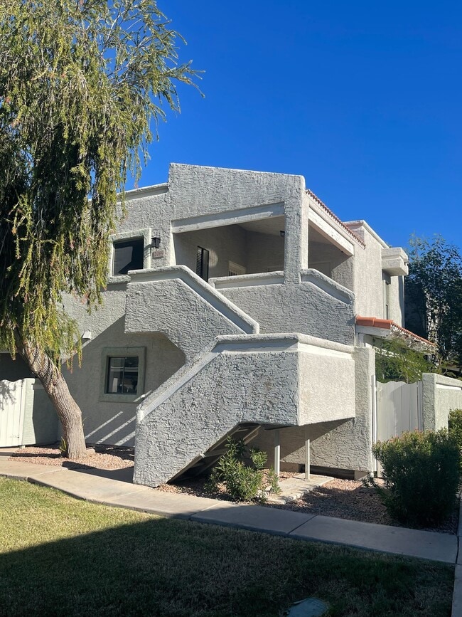 property at 850 S River Dr