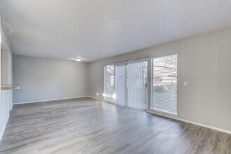 3808 Penny Dr in Midwest City, OK - Building Photo - Building Photo