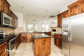 1204 Scott Dr in Weatherford, TX - Building Photo - Building Photo