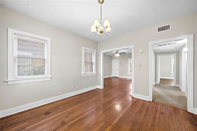 502 11th St N in Texas City, TX - Foto de edificio - Building Photo