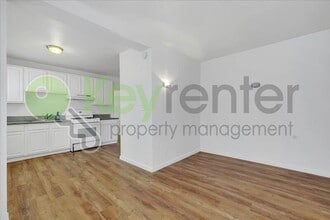 3102 1st Ave in Sacramento, CA - Building Photo - Building Photo