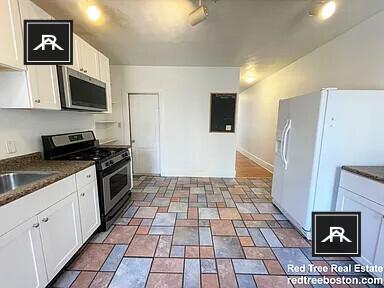 property at 6 Sewall St