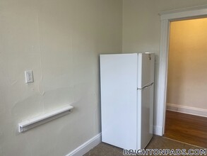 1630 Commonwealth Ave in Boston, MA - Building Photo - Building Photo