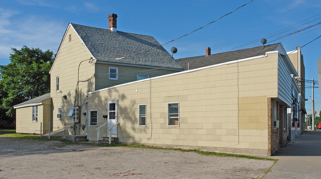 254 W Main St in Patchogue, NY - Building Photo - Building Photo