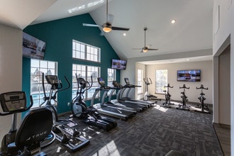 Fairways at Hartland in Bowling Green, KY - Building Photo - Interior Photo