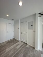 202 S Rose Ave, Unit A in Compton, CA - Foto de edificio - Building Photo