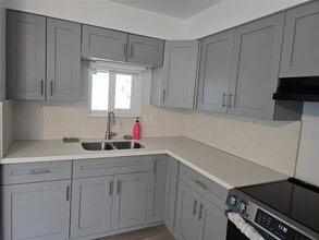 5189 SW 95th Ave in Cooper City, FL - Foto de edificio - Building Photo