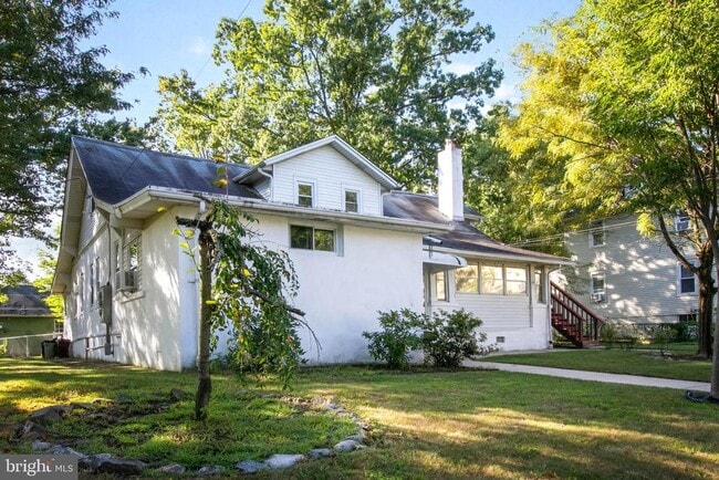 20 E Merchant St in Audubon, NJ - Foto de edificio - Building Photo