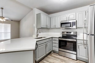 Meyer Forest in Houston, TX - Building Photo