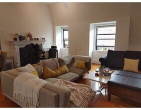 467 Beacon St-Unit -4 in Boston, MA - Foto de edificio - Building Photo