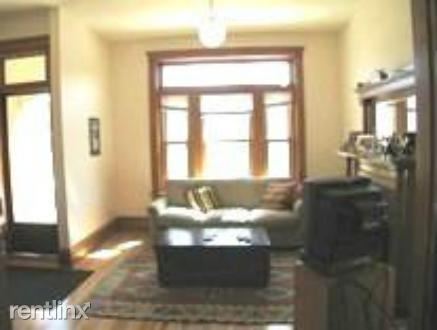 638 W Drummond Pl in Chicago, IL - Building Photo
