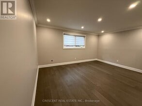 3941 Longo Cir in Mississauga, ON - Building Photo - Building Photo