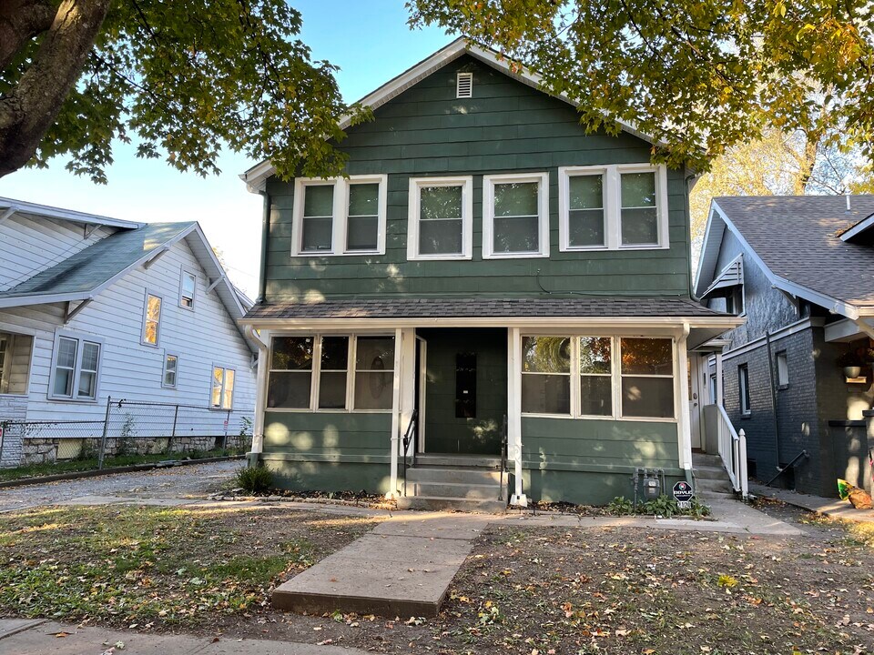 2120 Erie St in North Kansas City, MO - Foto de edificio