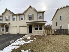 353 Richmond Dr in Romeoville, IL - Building Photo